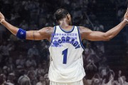 新赛季十大高薪控卫深度解析，谁的表现配得上顶薪？谁的合同成为球队负担？